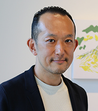 齊藤 心吾 氏